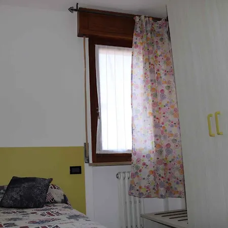 In Lazise/gardasee 21986 Apartmán