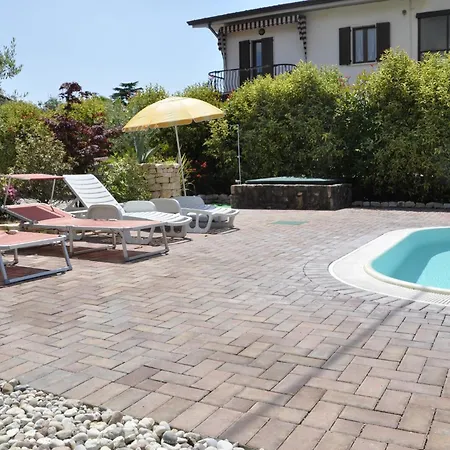 In Lazise/gardasee 21986 Λατζίζε